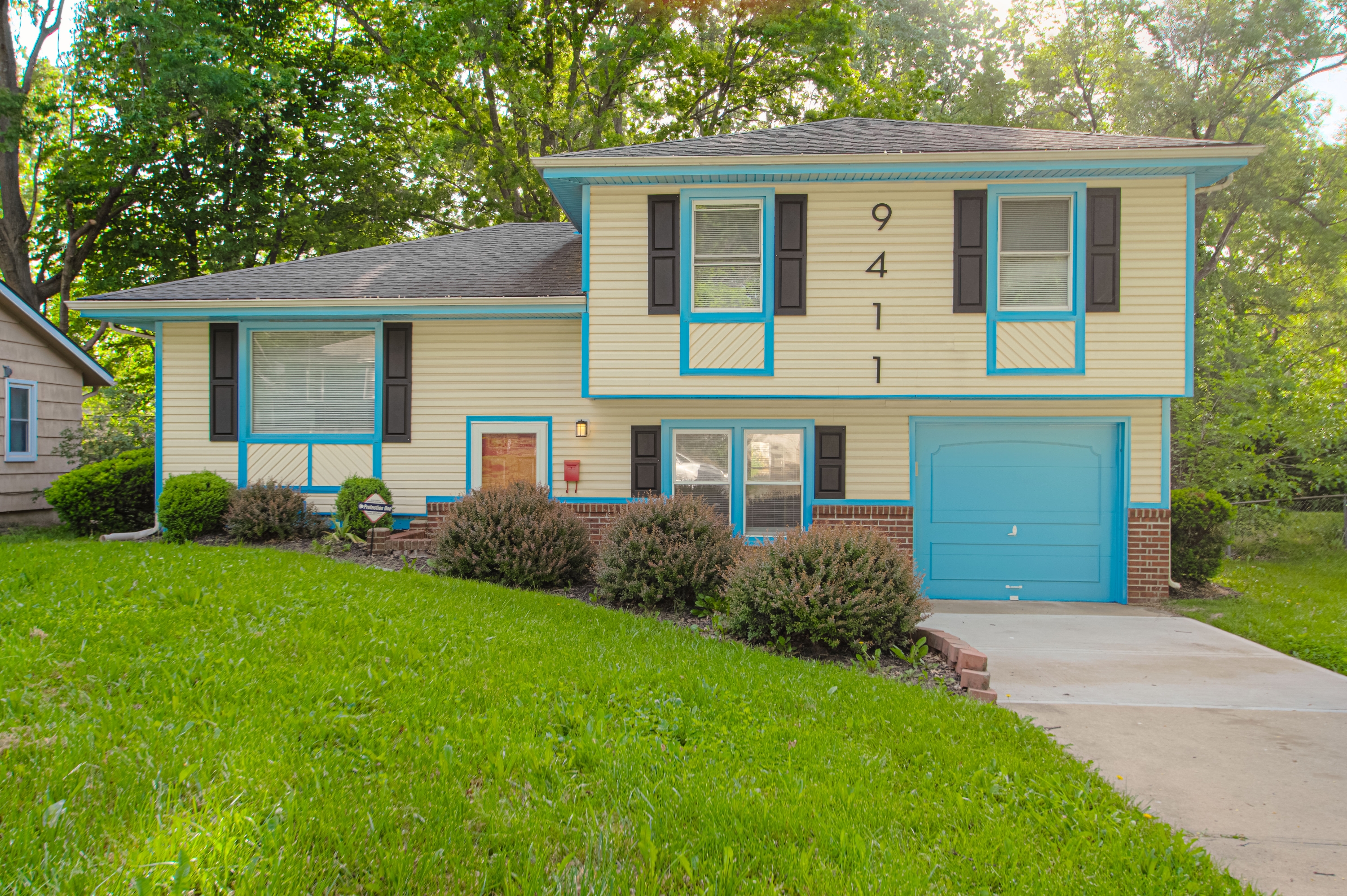 9411 Fairwood Drive